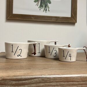 Rae Dunn Set of 4 Ceramic Measuring Cups | NWOT